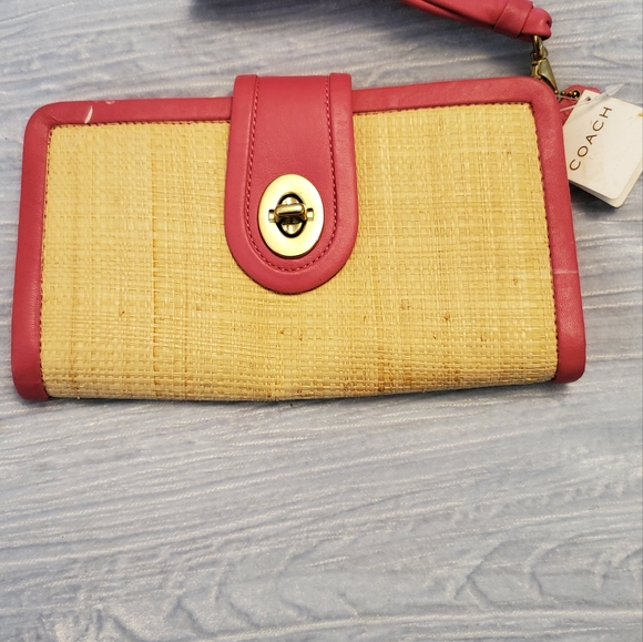 Wristlet - Picture 3 of 3